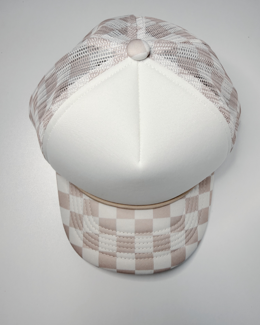 Checkered Mesh Trucker Hat – Sand & Pink