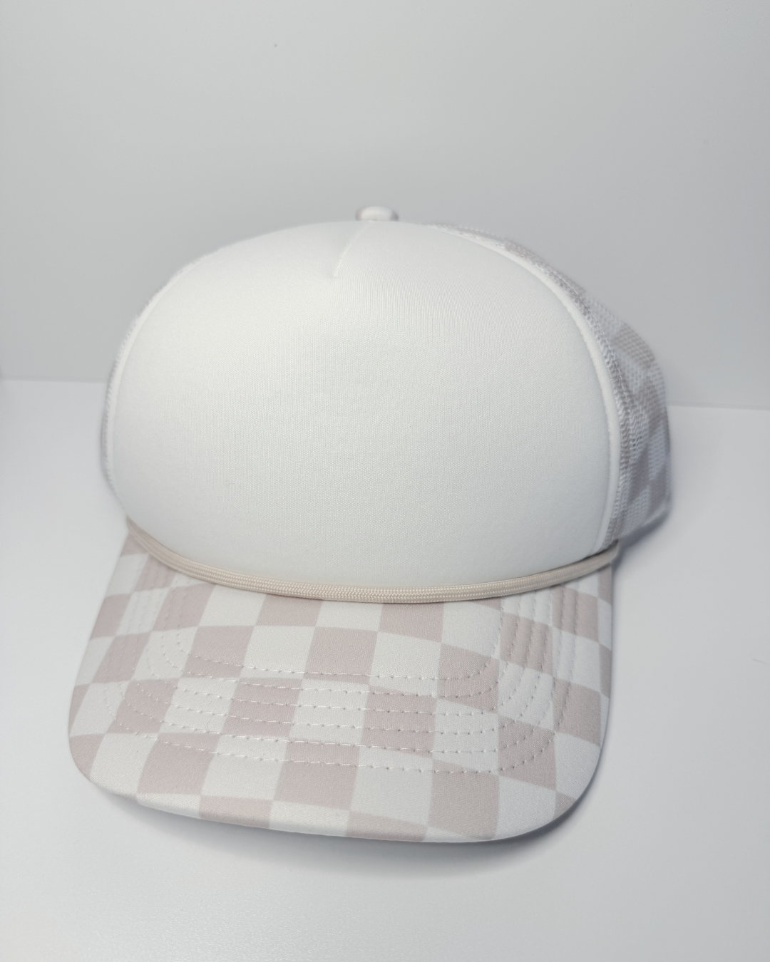 Checkered Mesh Trucker Hat – Sand & Pink