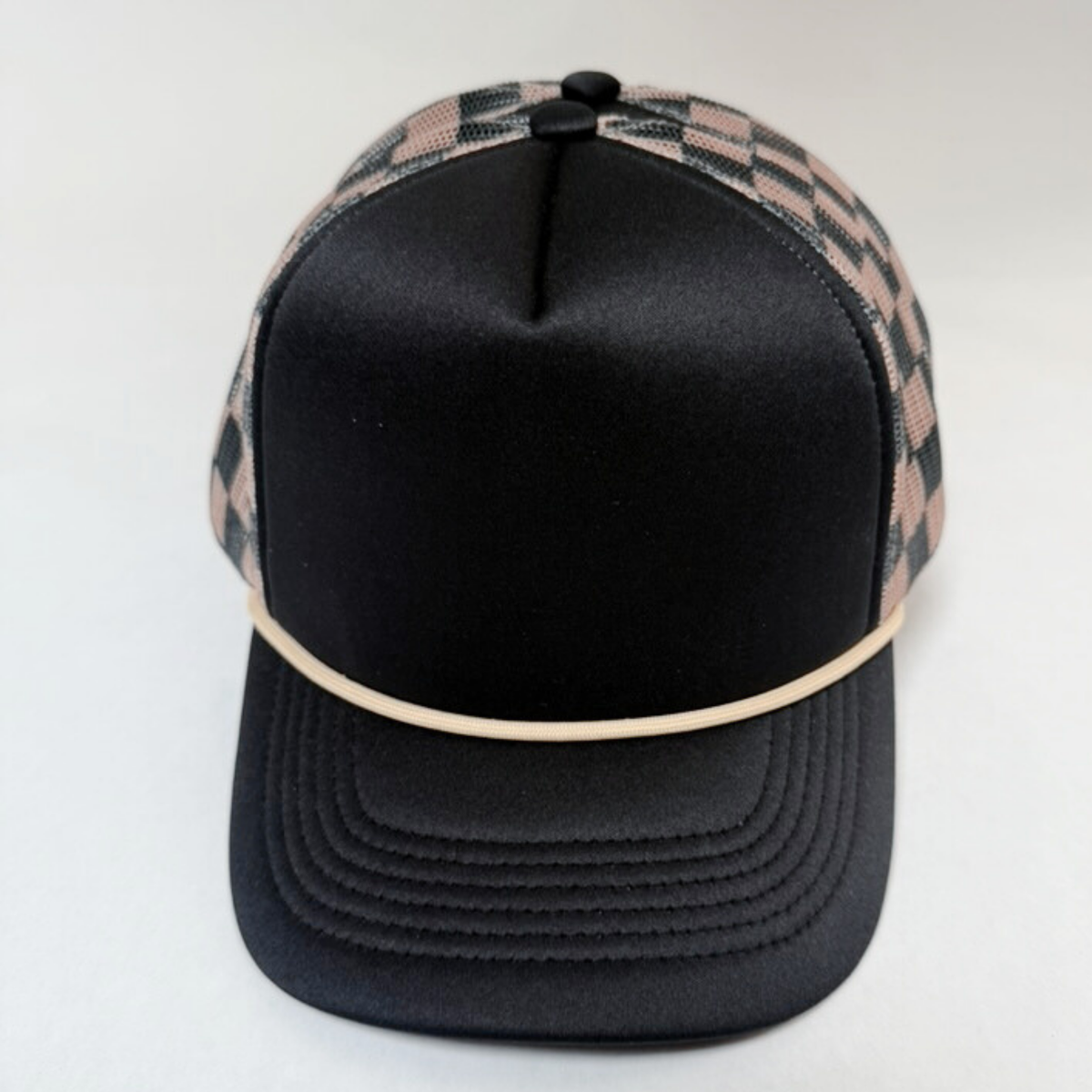 Checkered Mesh Trucker Hat – Black & Brown