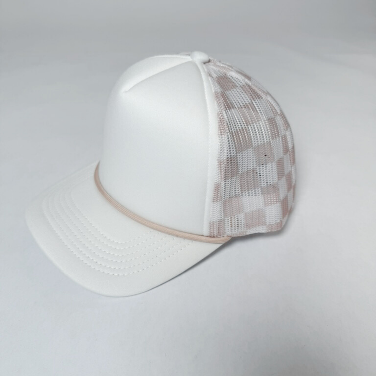 Checkered Mesh Trucker Hat – Sand & Pink