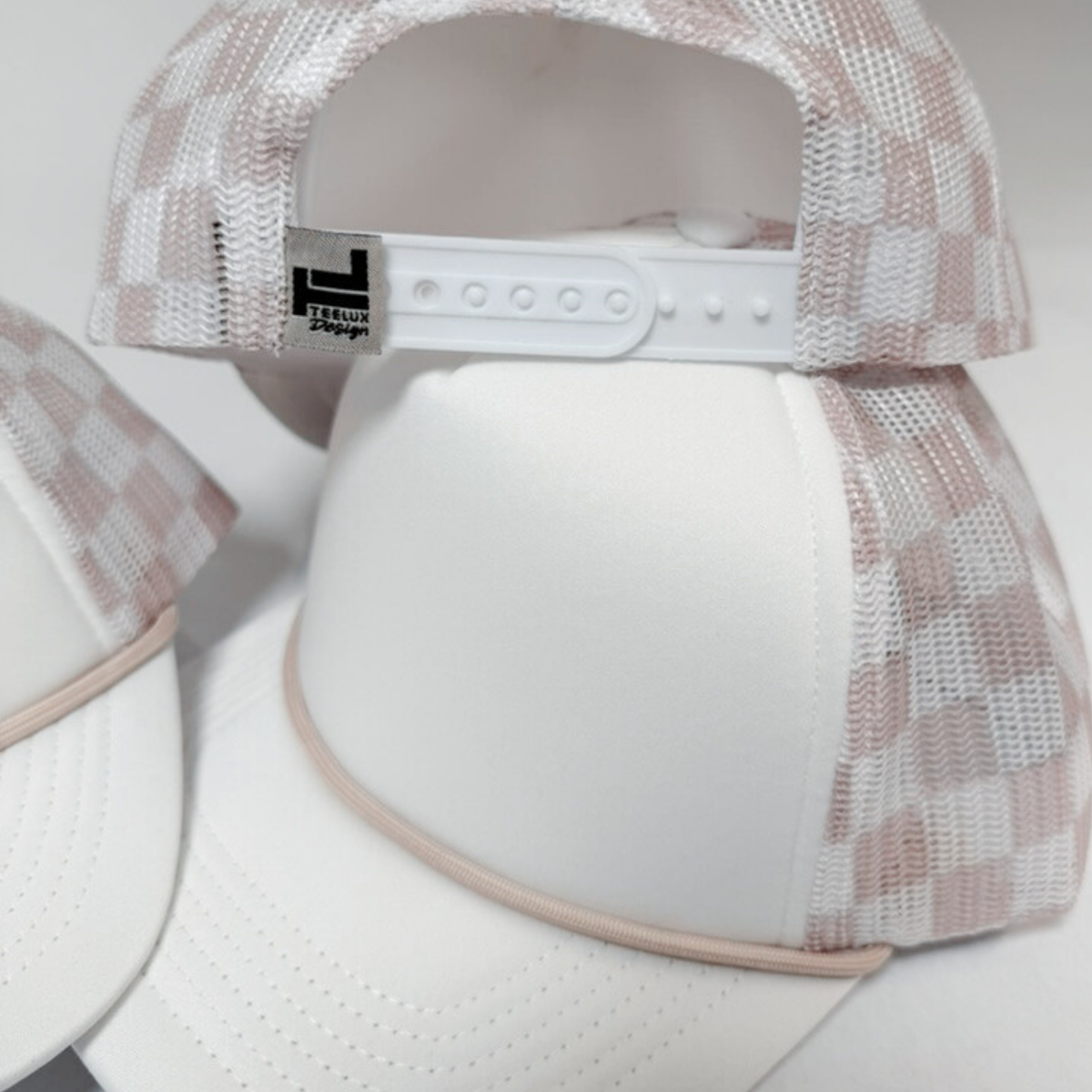 Checkered Mesh Trucker Hat – Sand & Pink